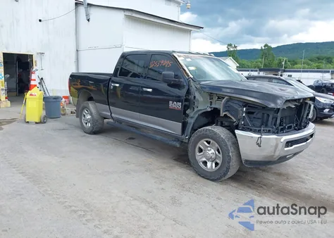 2018 Ram 2500 Slt 4X4 6'4 Box из США, поврежденный, VIN 3C6UR5DJ3JG343719